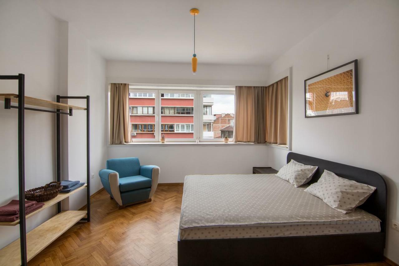Design Apartment In Sofia Top City Center Kültér fotó