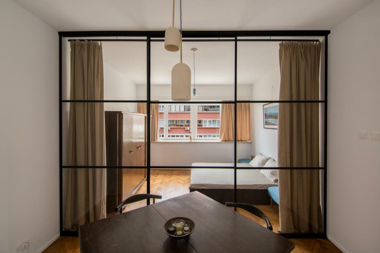 Design Apartment In Sofia Top City Center Kültér fotó