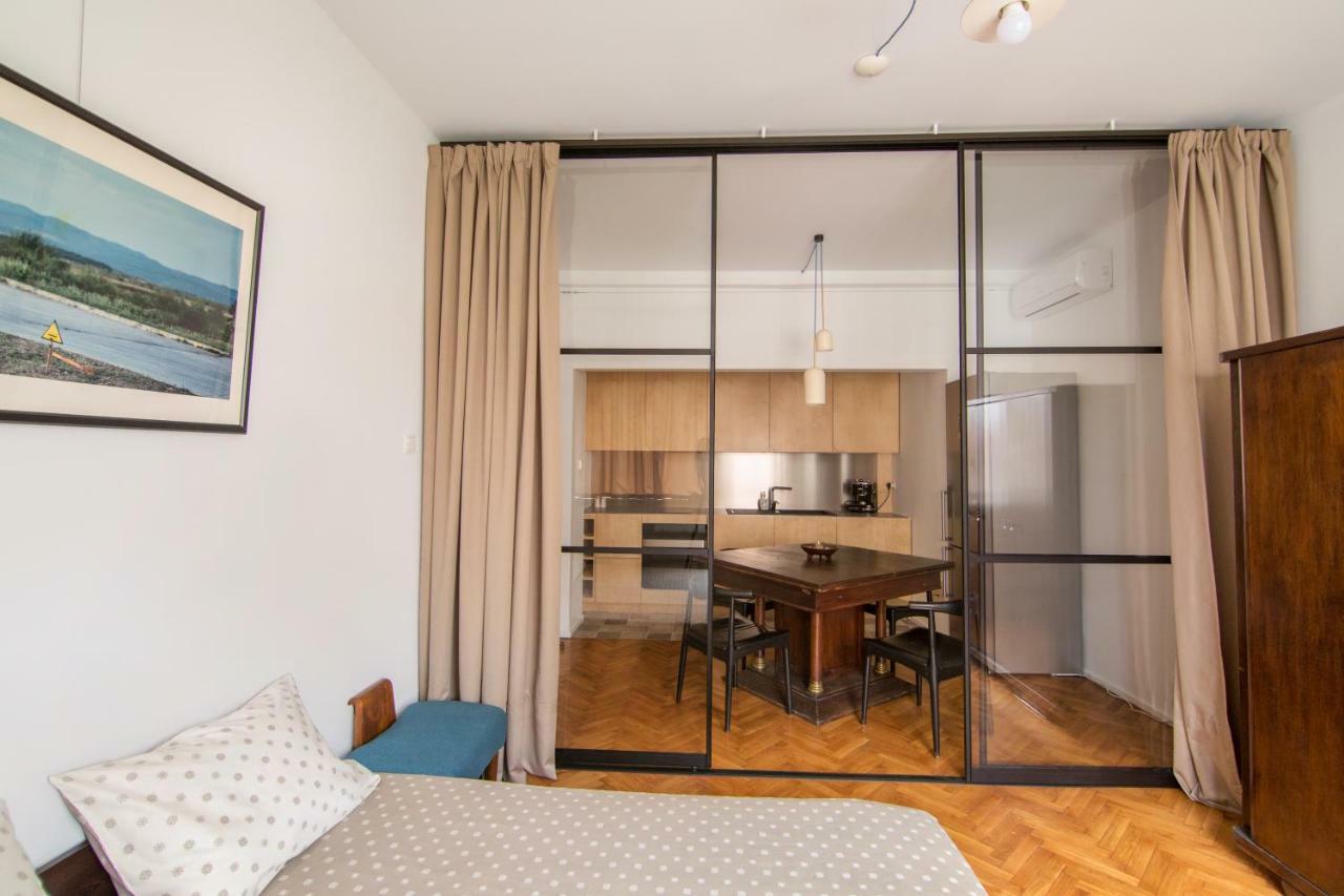 Design Apartment In Sofia Top City Center Kültér fotó
